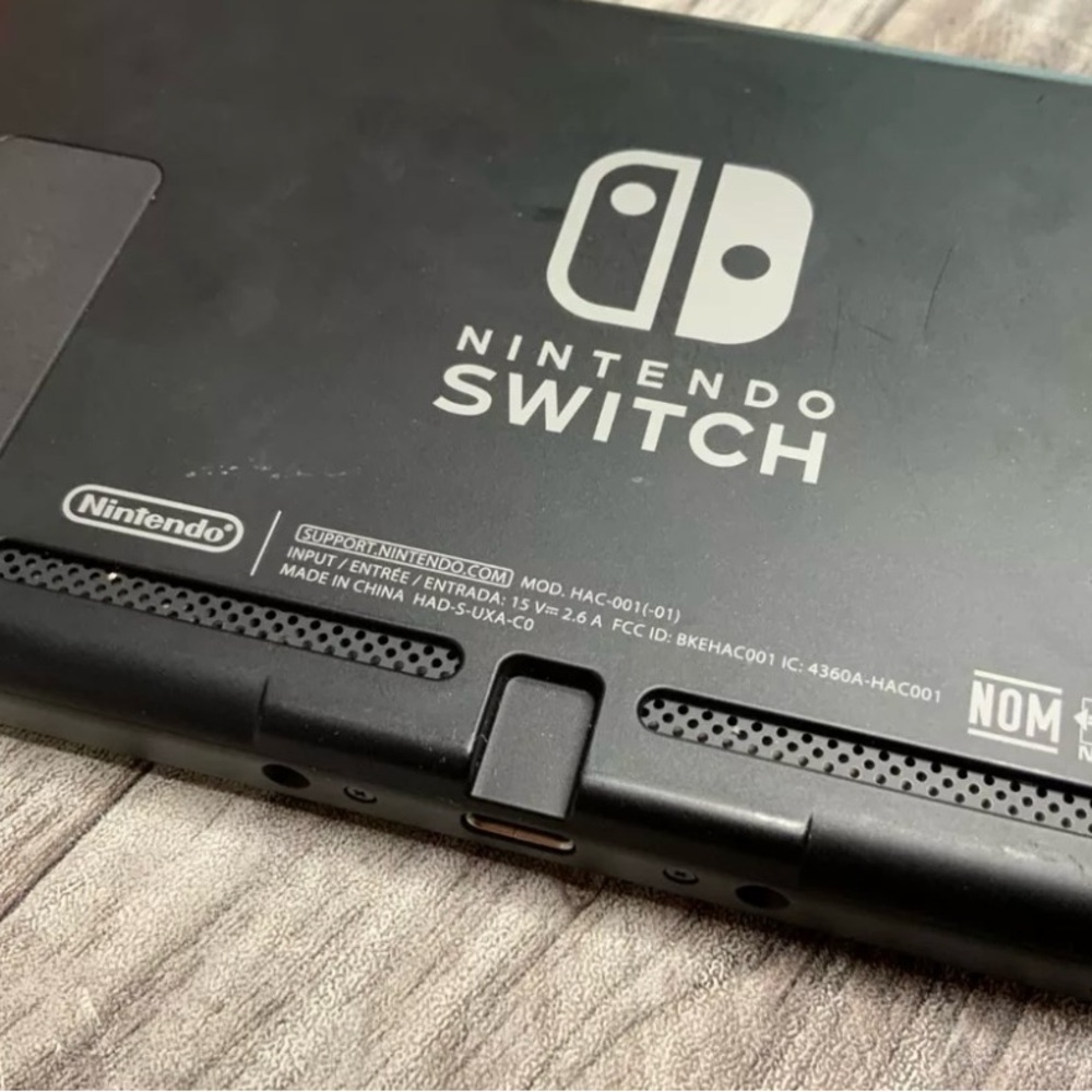 Nintendo Switch
